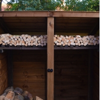 Ryhall Log Store - 4ft Tall x 9ft Wide