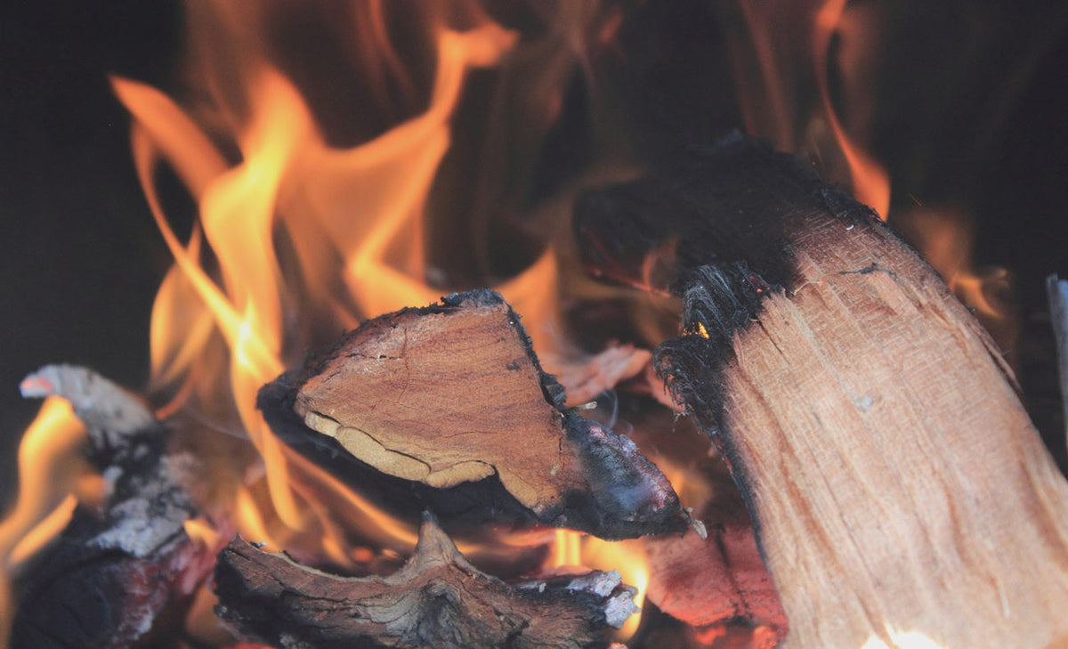 How to Season Firewood at Home: A UK Guide to Drying Logs Properly