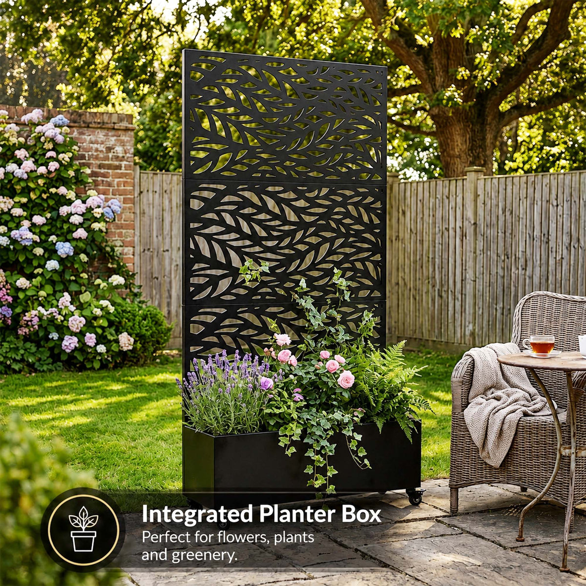 Metal Outdoor Privacy Screen with Plant Pot - Leaf