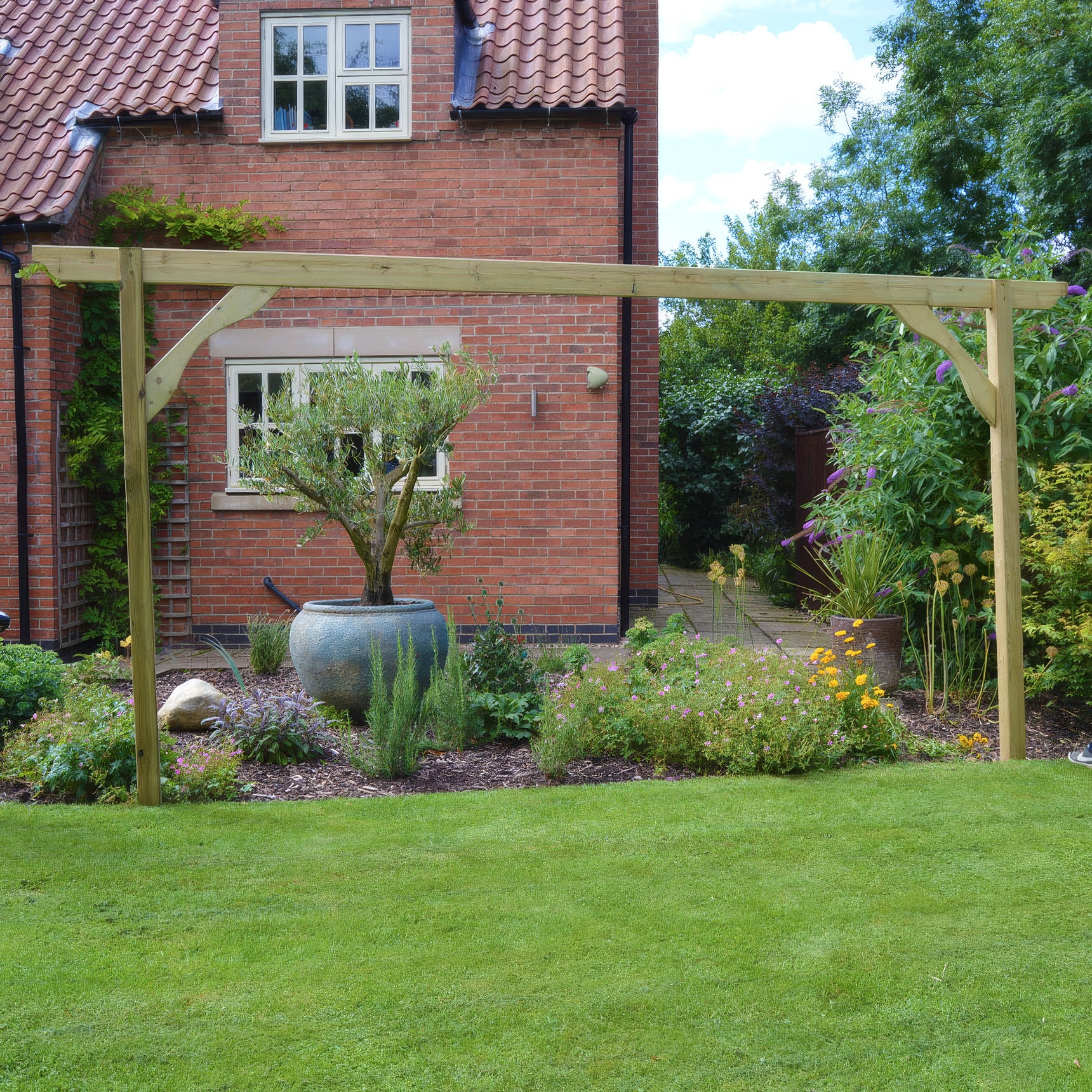 Freestanding Screen Pergola - Light Green - 2.4m Length