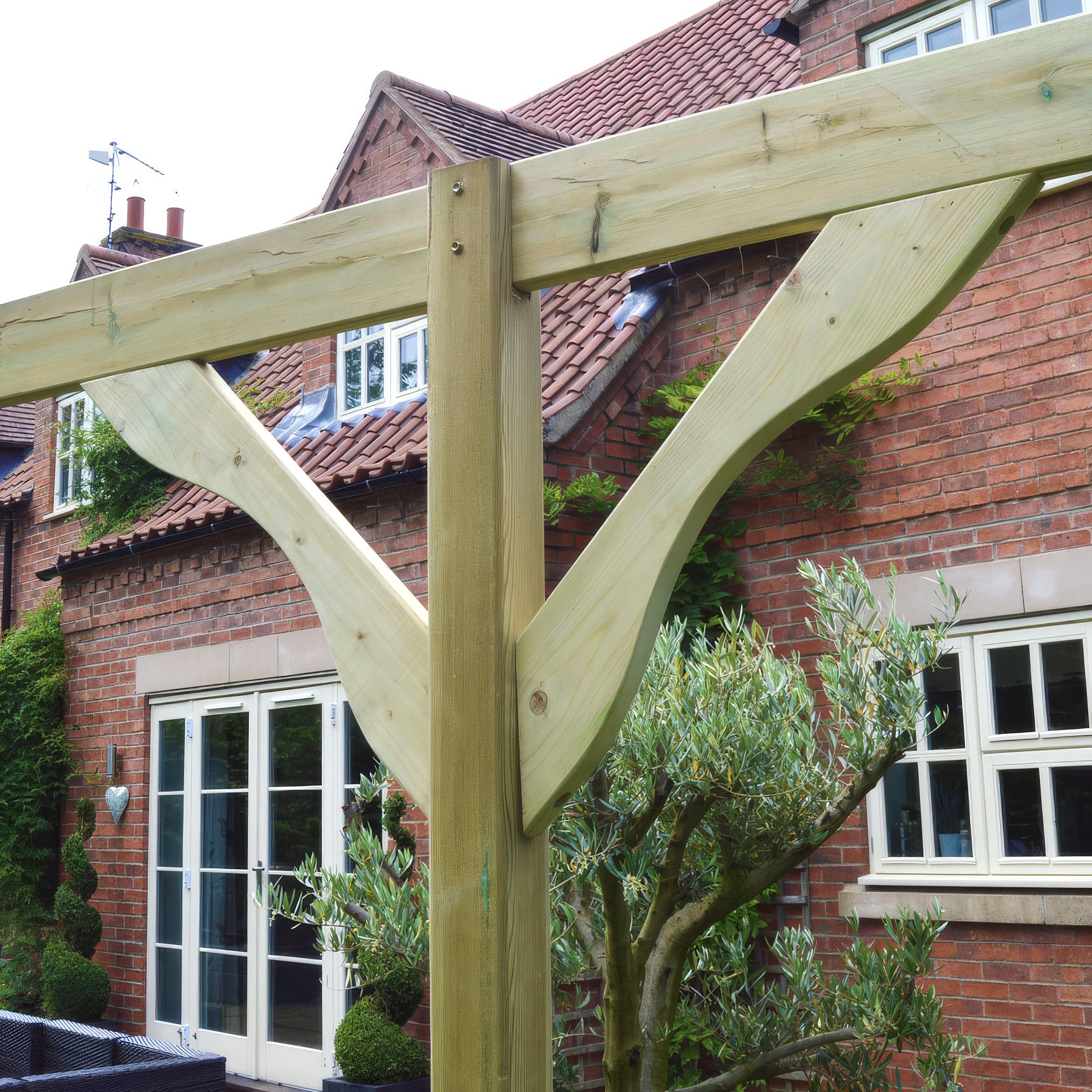 Freestanding Screen Pergola - Light Green - 3.6m Length