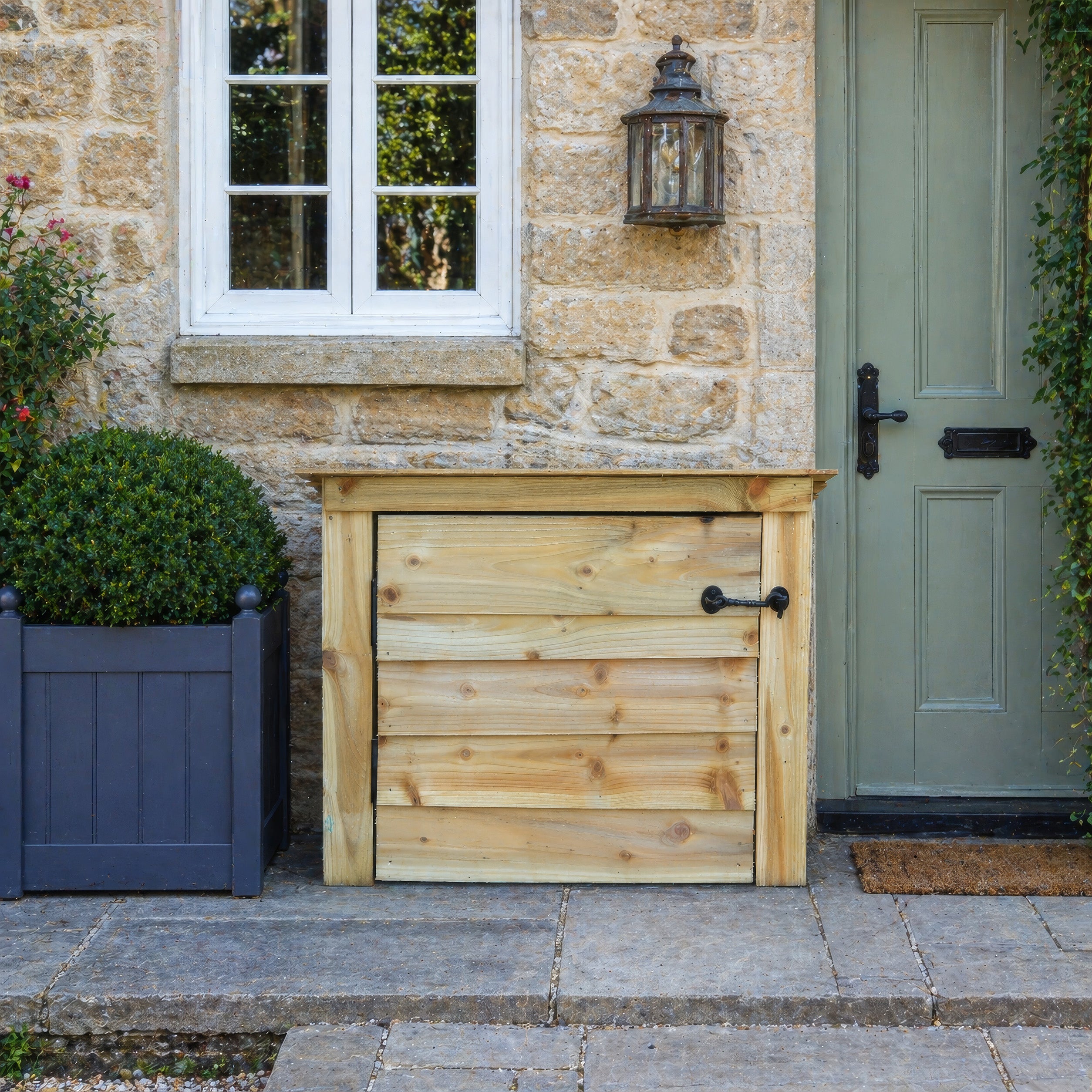 Langham Minor Log Store - Light Green - Solid Panels