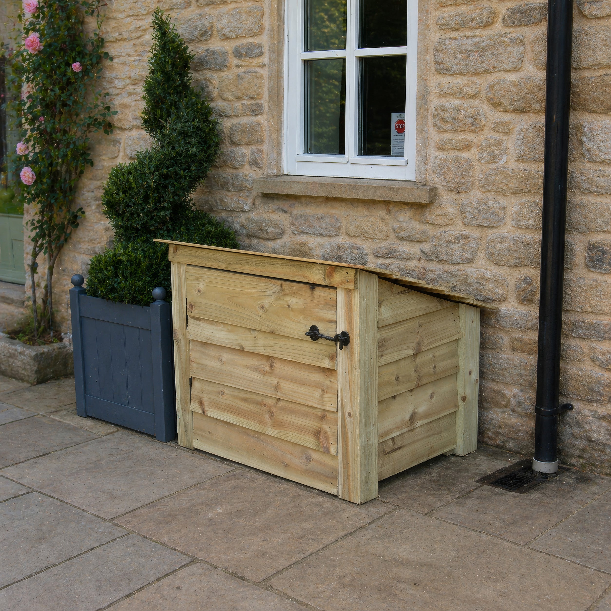 Langham Minor Log Store - Light Green - Solid Panels