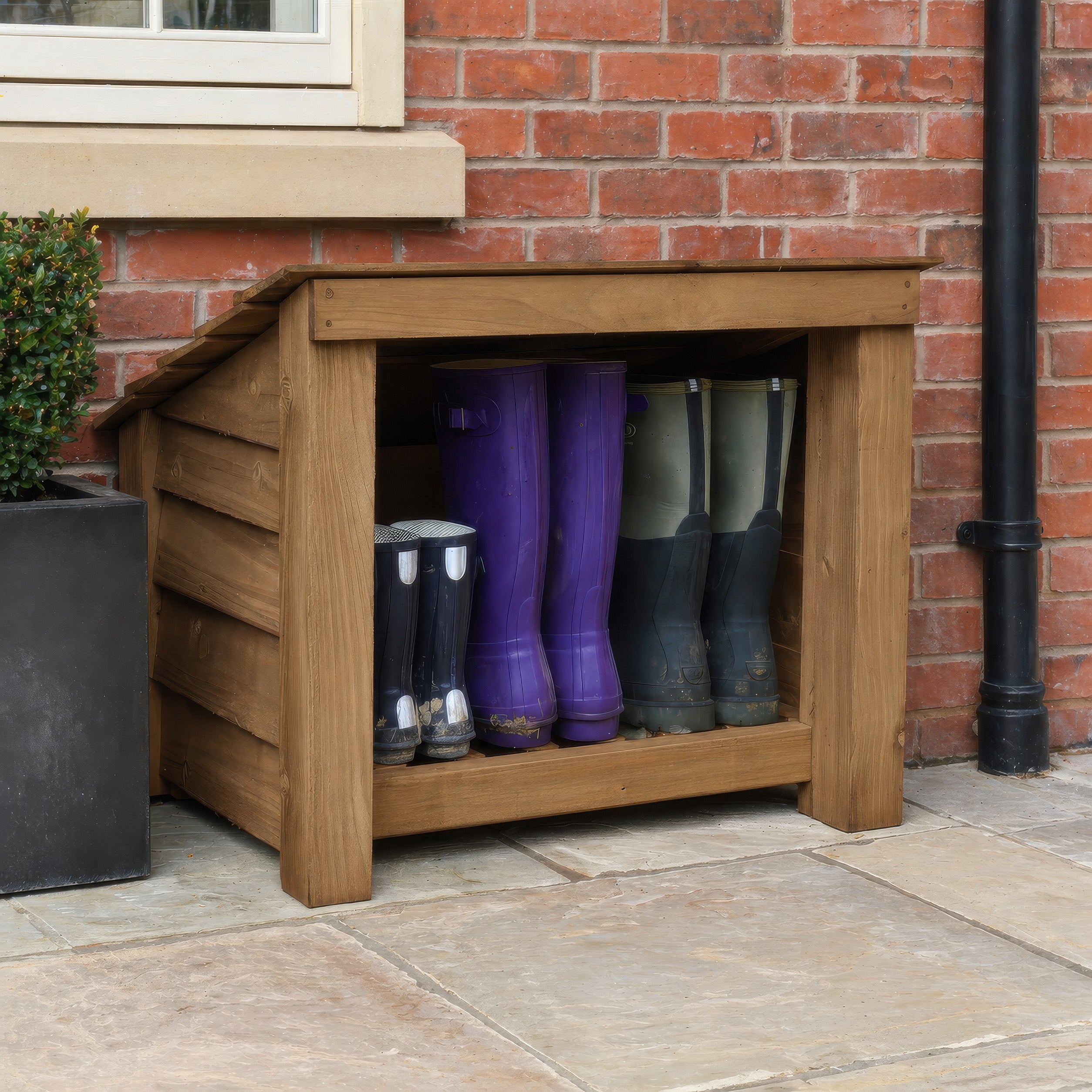 Langham Minor Boot Store - Rustic Brown - Slatted Base