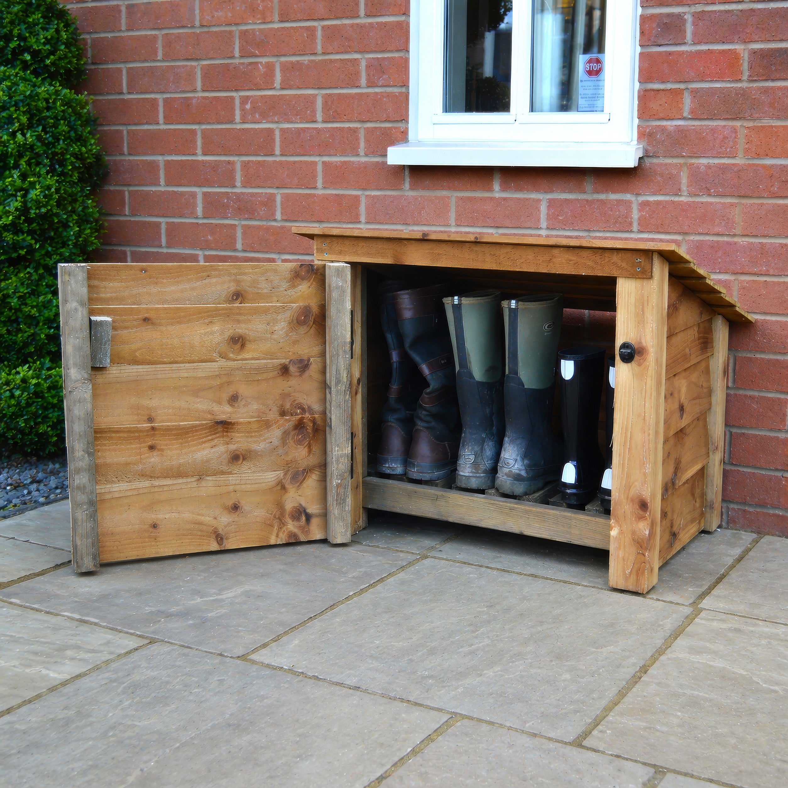 Langham Minor Boot Store - Rustic Brown - Slatted Base