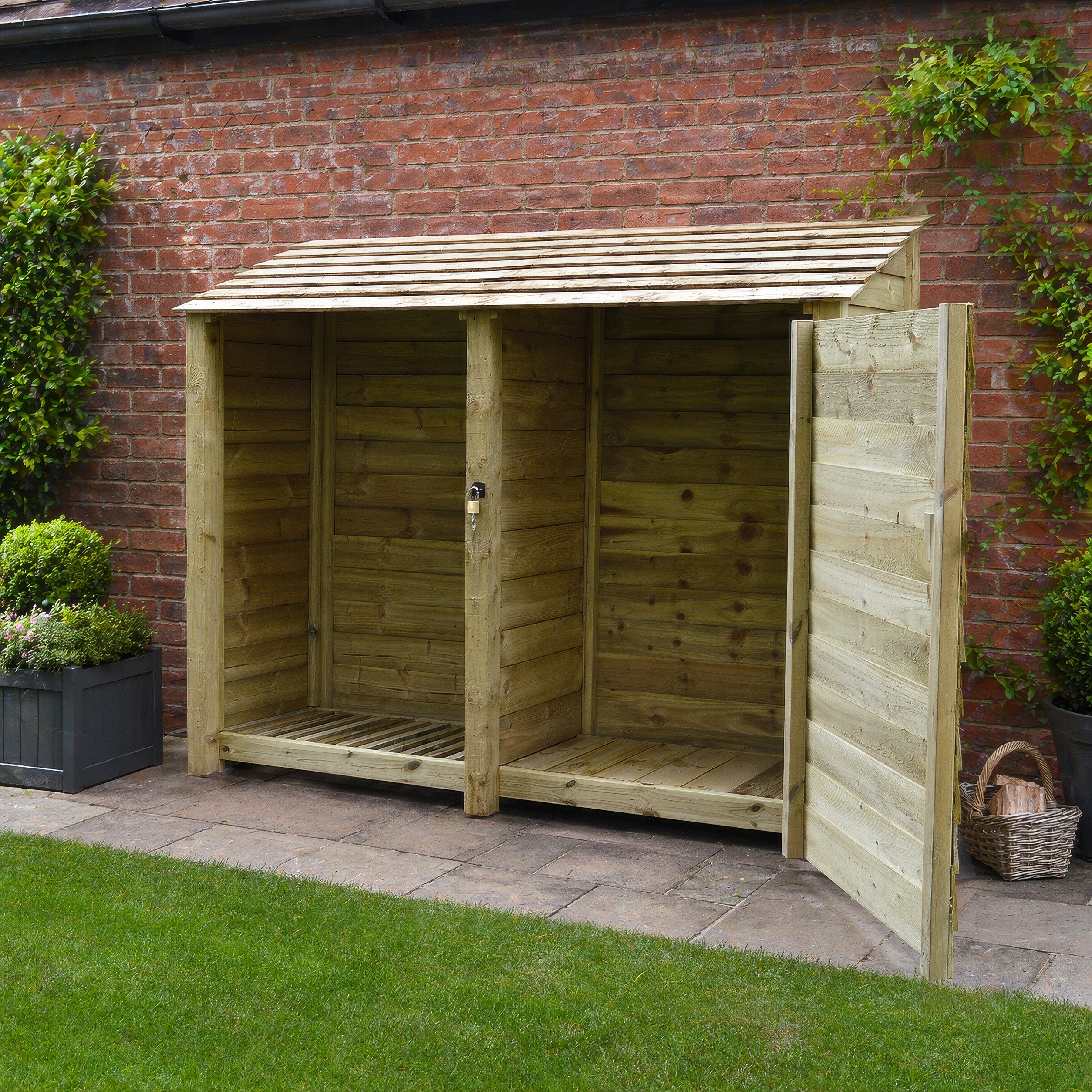 Normanton Tool Store - Light Green - 7ft Wide x 6ft Tall